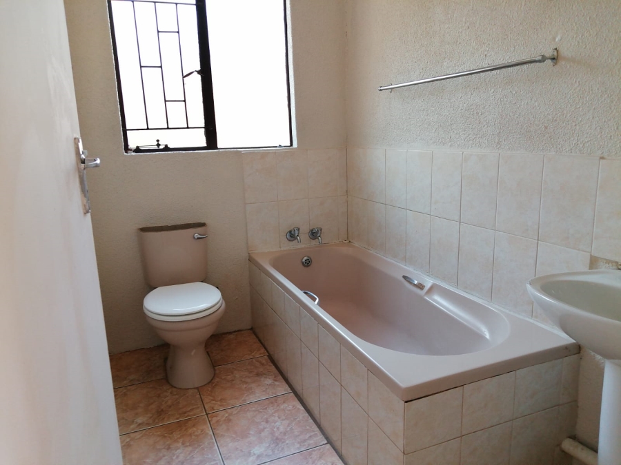 3 Bedroom Property for Sale in Tlhabane West North West